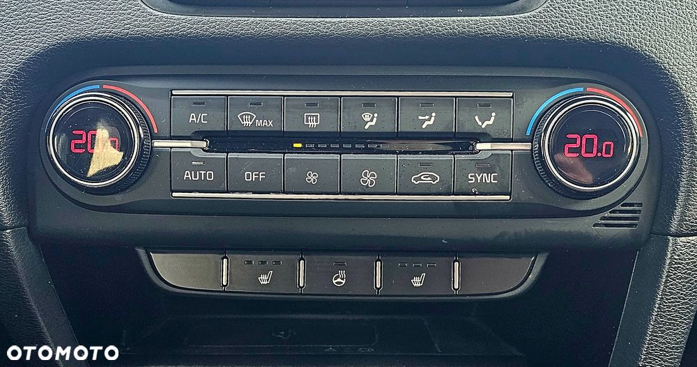 Kia Ceed 1.5 T-GDI OPF Platinum Edition - 20