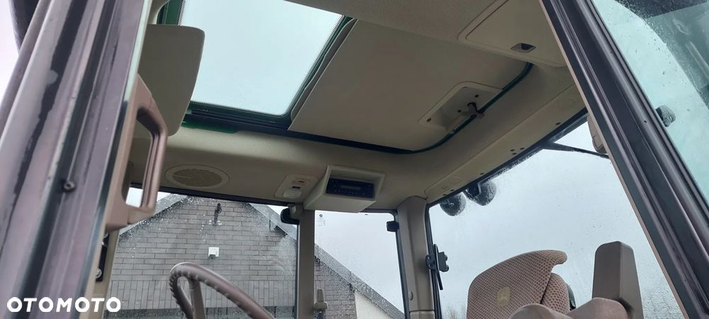 John Deere 6130M - 8