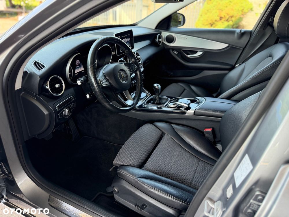 Mercedes-Benz Klasa C 200 Avantgarde - 20