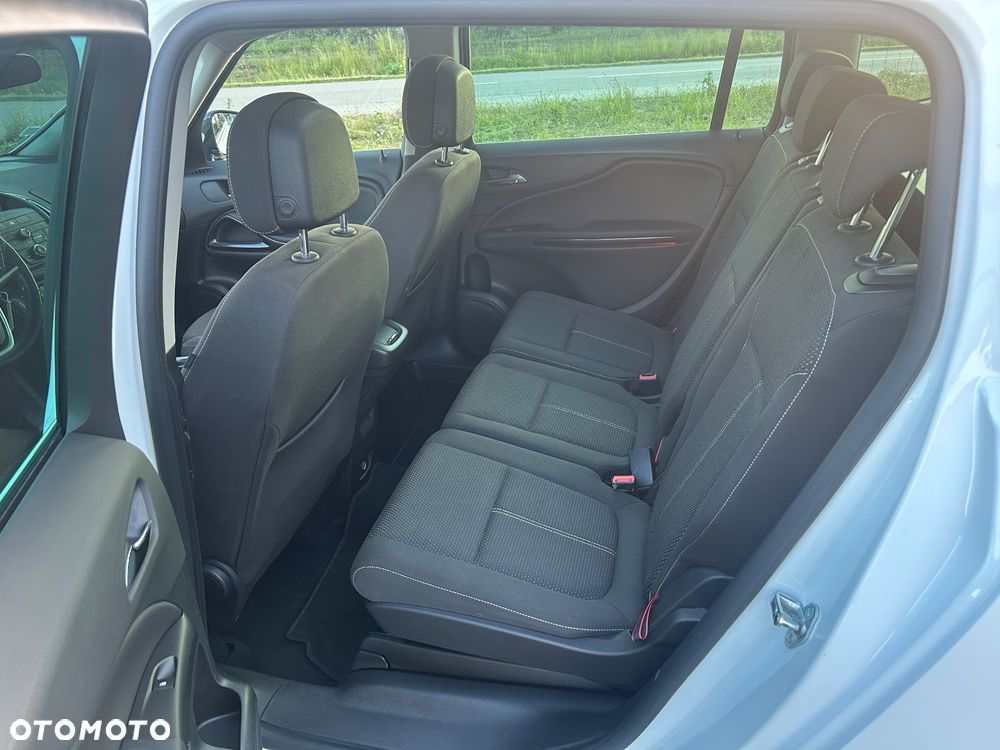 Opel Zafira - 8