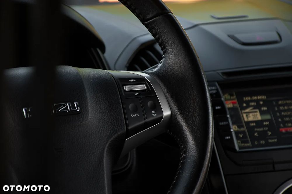Isuzu D-Max 1.9 DC LSX - 15