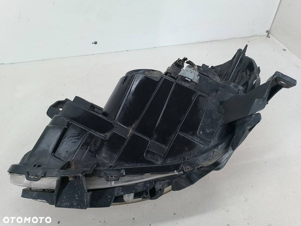 LAMPA PRZÓD PRAWA RENAULT CLIO III FL (09-13) 20-C049B - 8