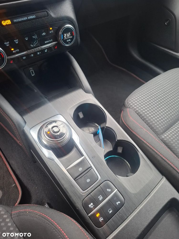 Ford Focus 2.0 EcoBlue ST-Line - 32
