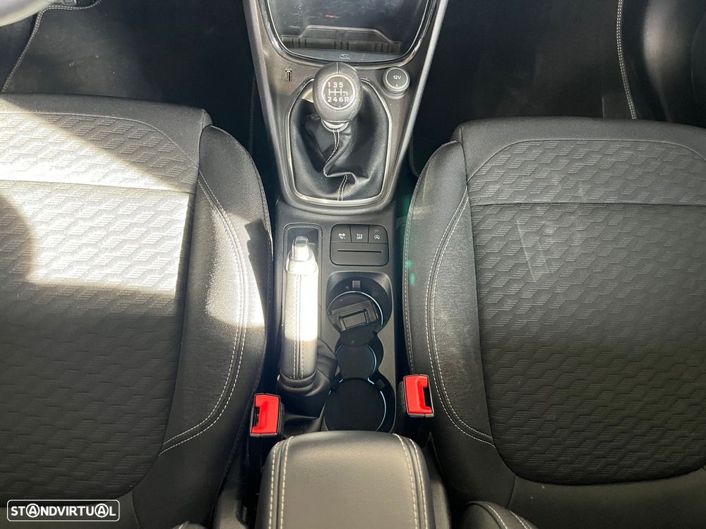 Ford Puma 1.0 EcoBoost Hybrid TITANIUM - 31