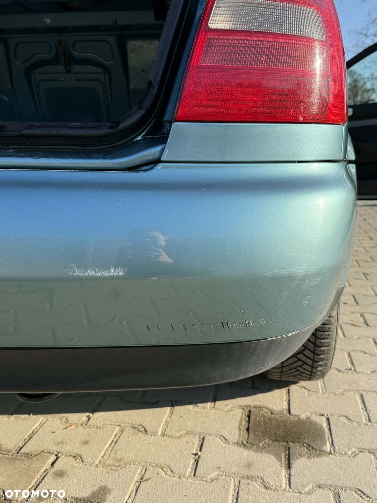 Audi A4 Avant - 16