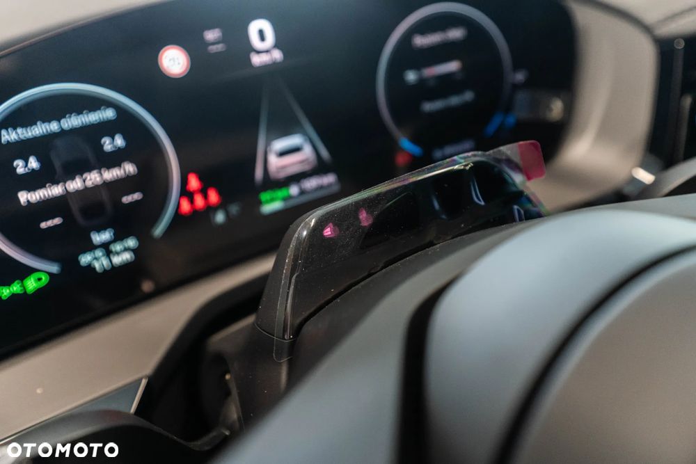 Porsche Panamera 4 E-Hybrid PHEV - 22