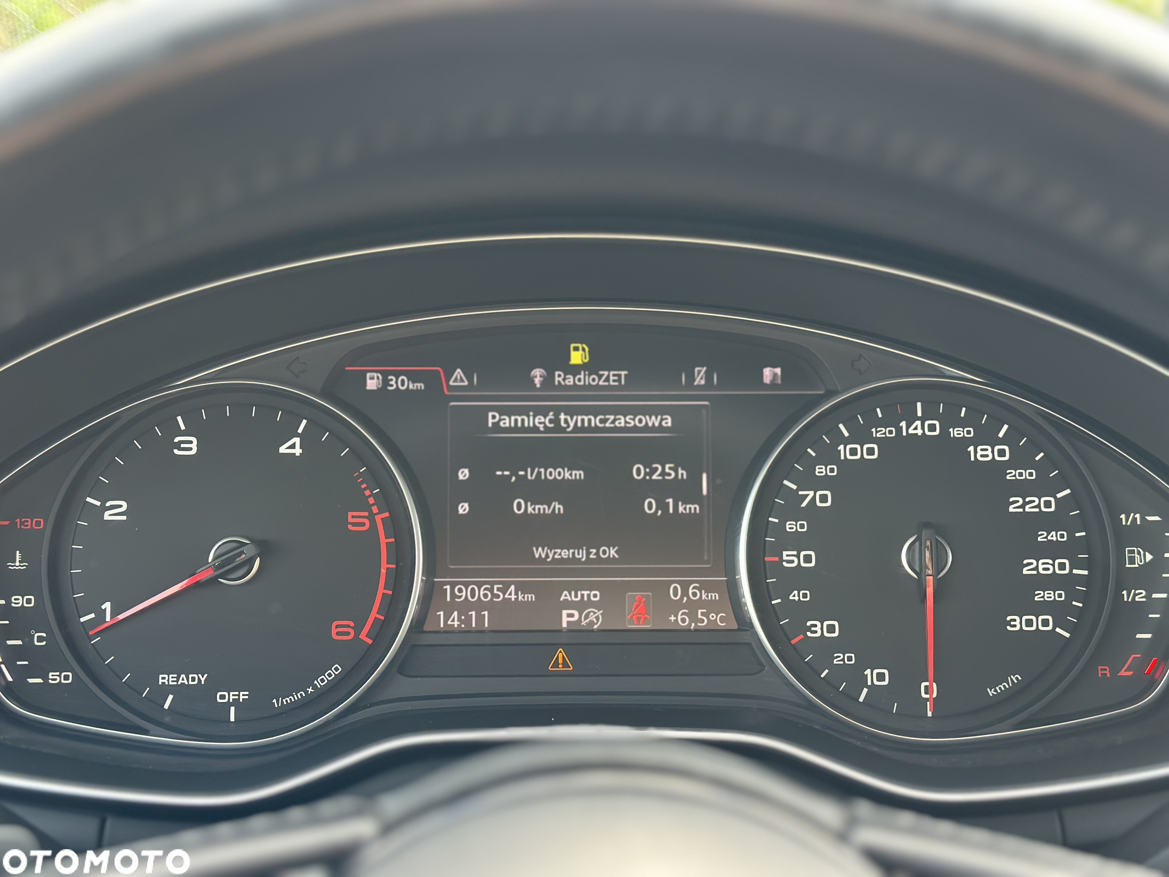 Audi A4 2.0 TDI Quattro Design S tronic - 18