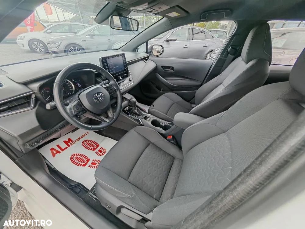 Toyota Corolla 1.8 HSD Dynamic - 3