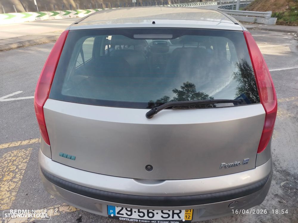 Fiat Punto 1.2 16V ELX - 4