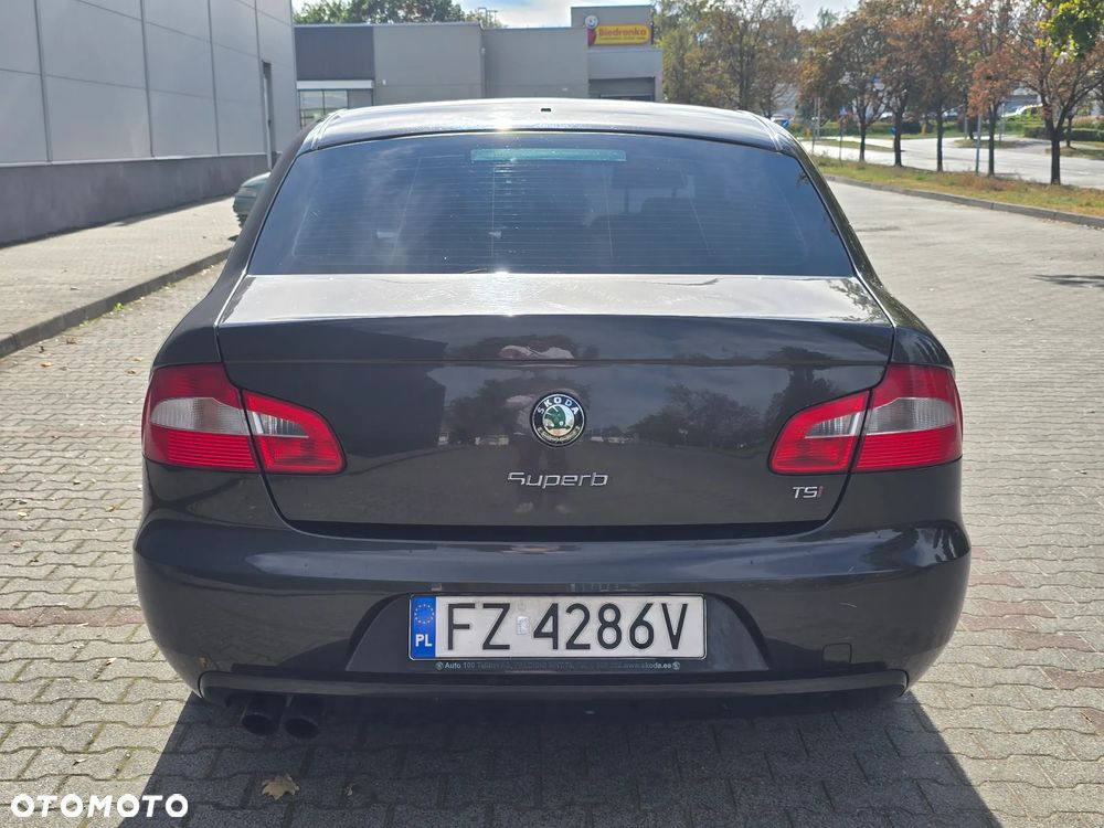 Skoda Superb - 8