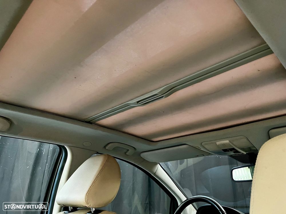 Mercedes-Benz A 180 CDi Elegance Automatic - 22