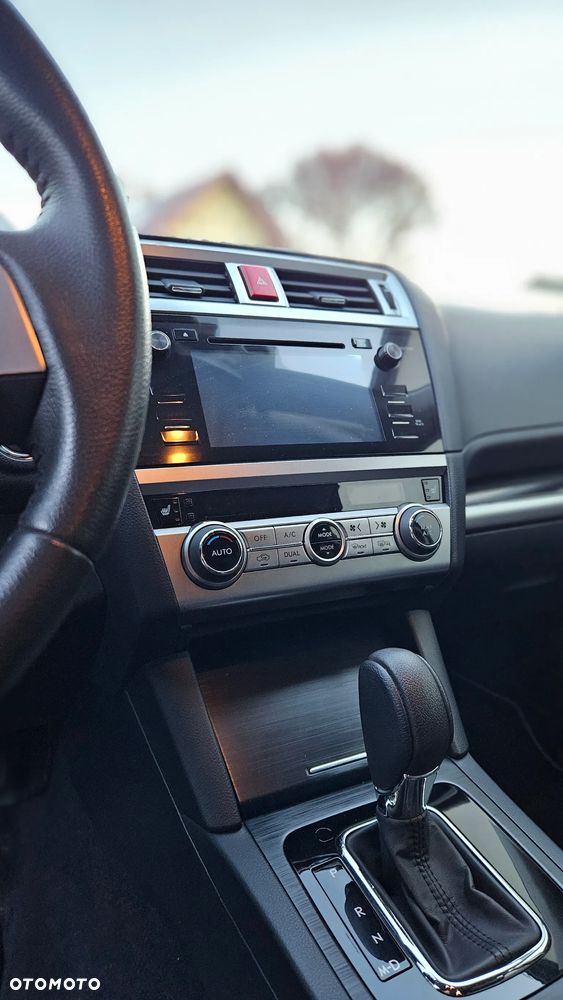 Subaru Outback 2.5i Exclusive - 29