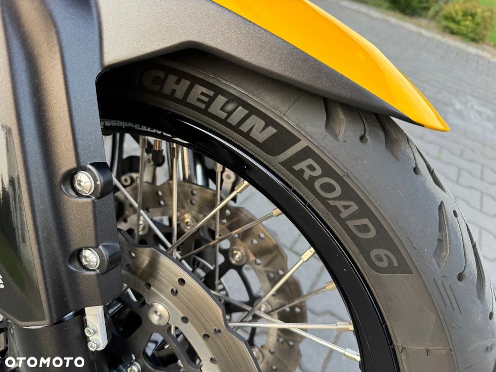 Benelli TRK 502X - 14