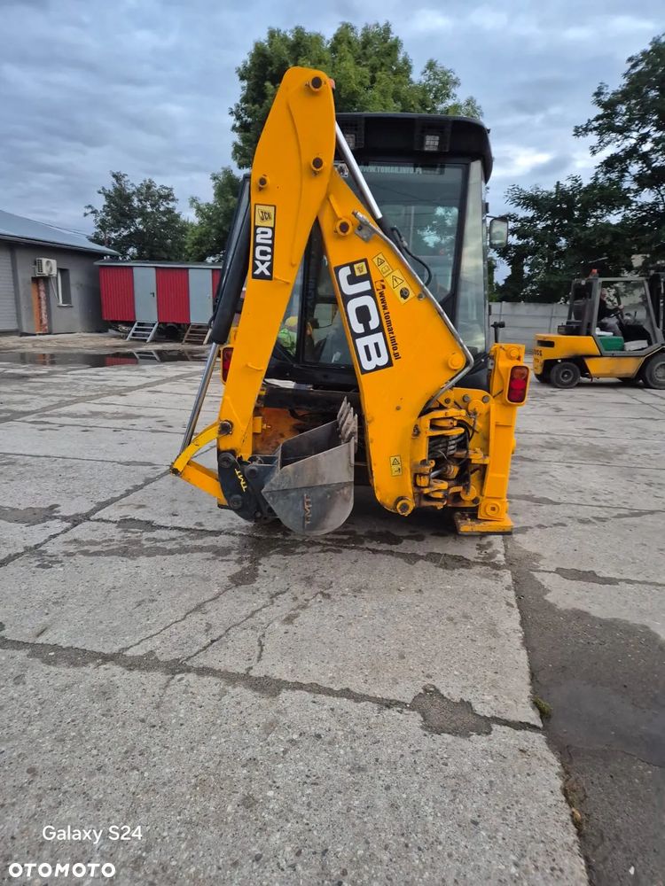 JCB 2CX - 5