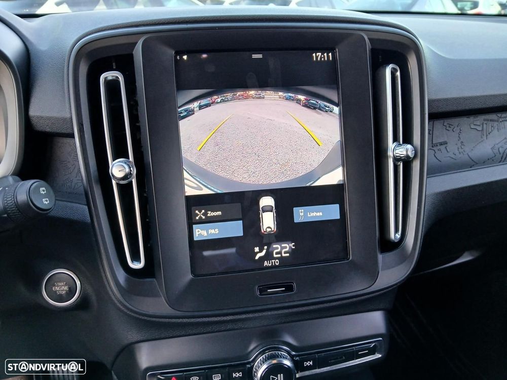 Volvo XC 40 1.5 T2 Momentum Core Geartronic - 13