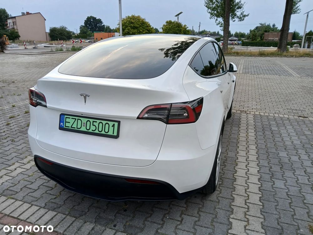 Tesla Model Y RWD - 6
