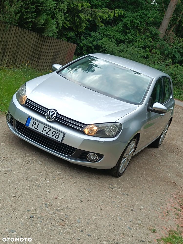 Volkswagen Golf - 10