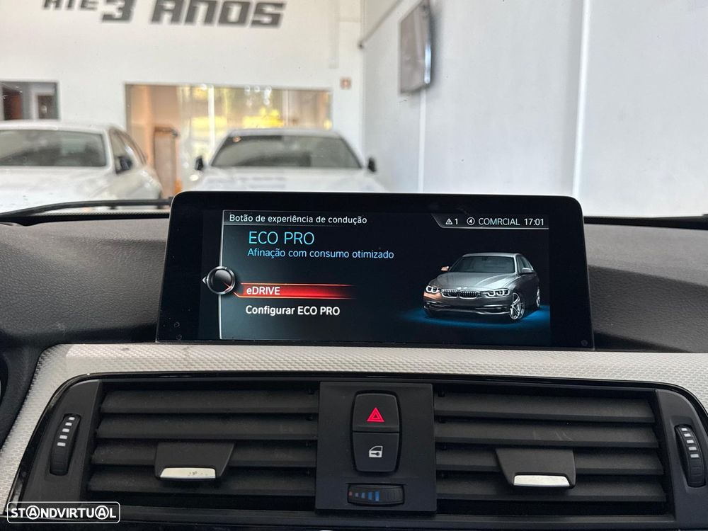 BMW 330 e iPerformance Pack M - 31