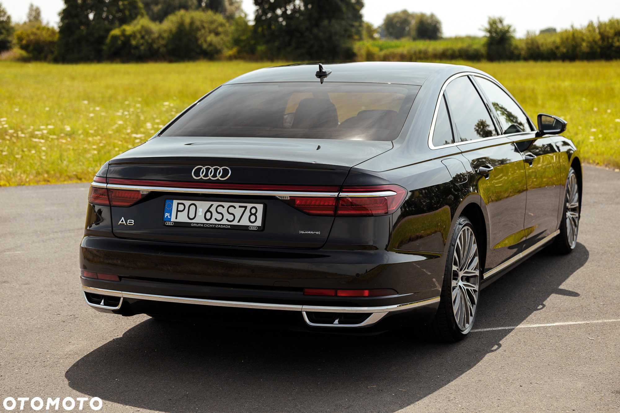 Audi A8 - 12