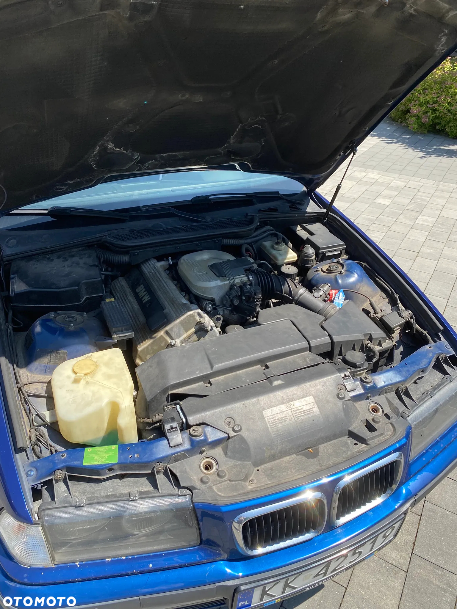 BMW Seria 3 318is - 13