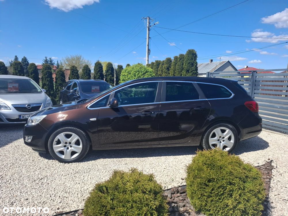 Opel Astra 1.6 Exklusiv - 18