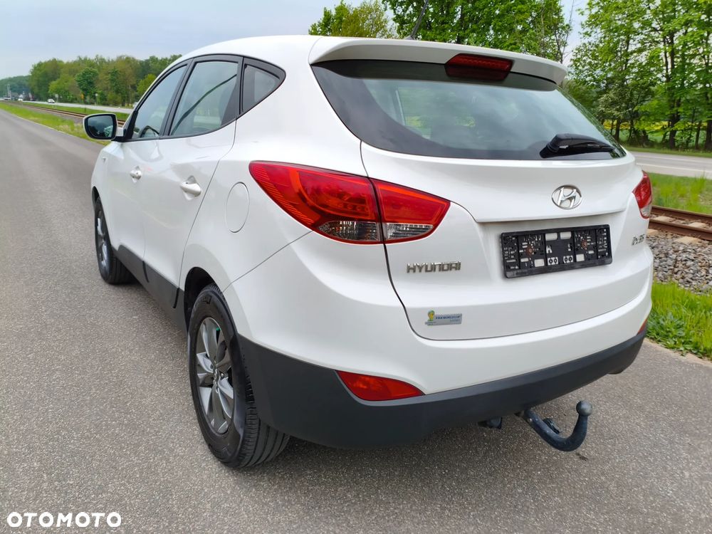 Hyundai ix35 1.6 2WD Fifa World Cup Edition - 8