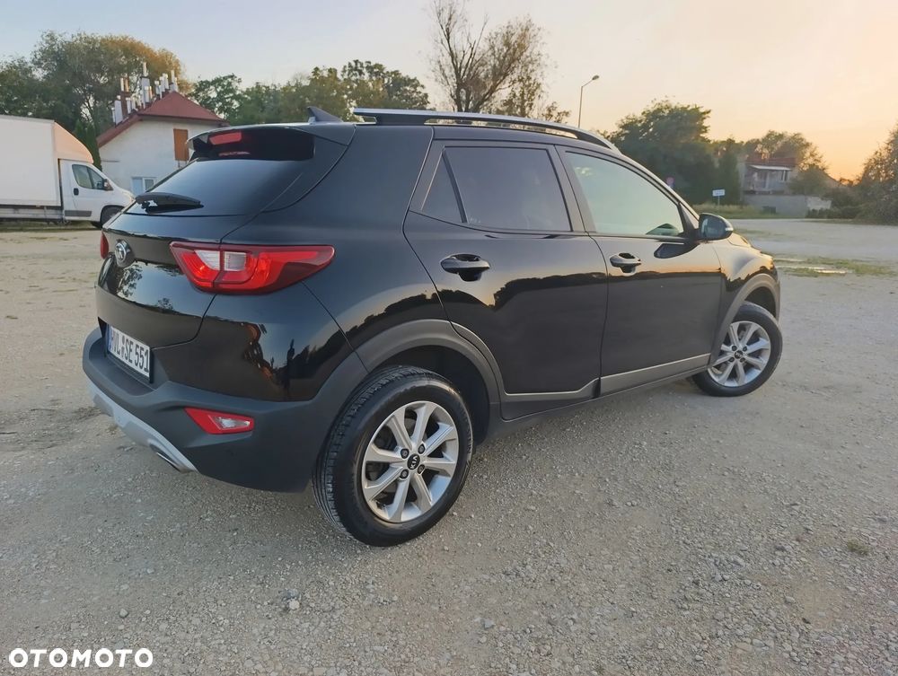 Kia Stonic - 6