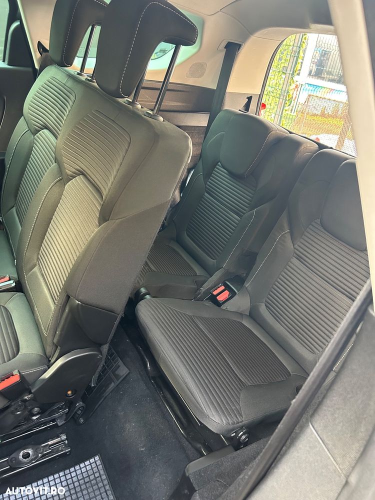 Renault Grand Scenic TCe 140 GPF EDC BLACK EDITION - 10