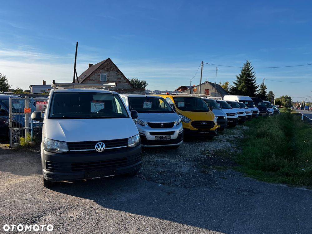 Volkswagen Transporter - 21