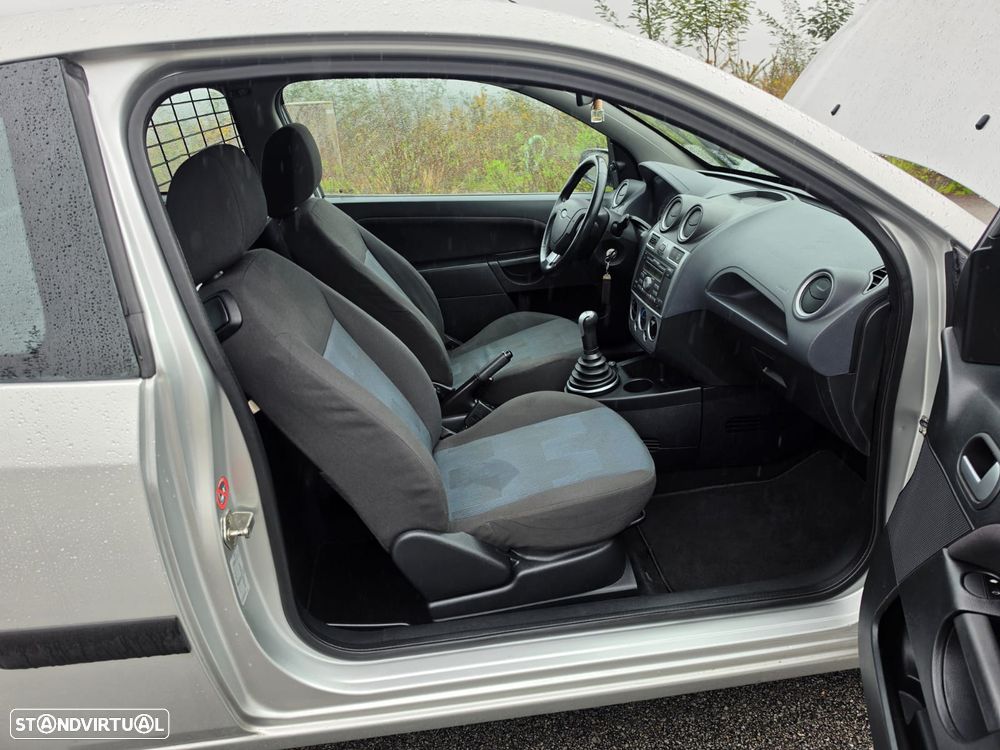 Ford Fiesta 1.4 TDCI - 6