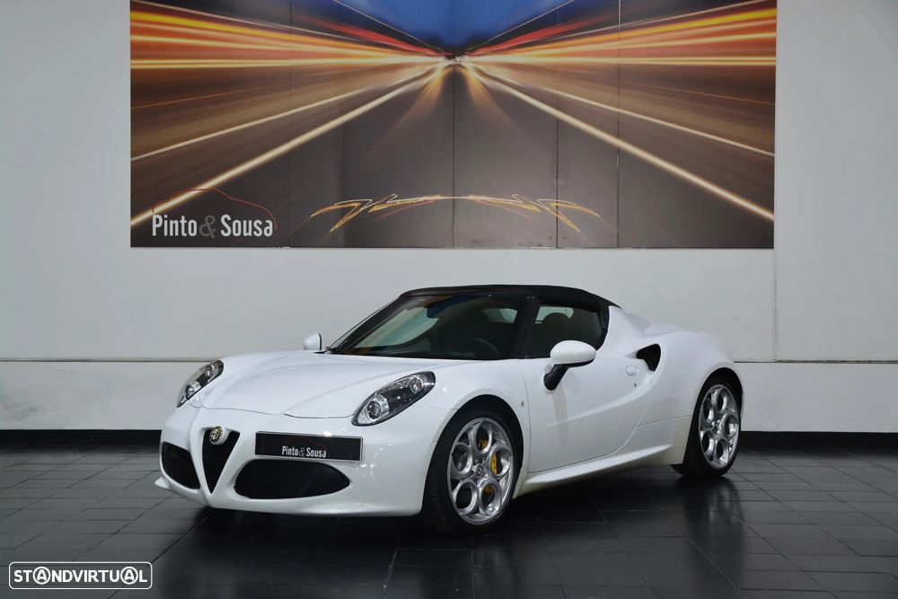 Alfa Romeo 4C Spider 1750 TBi - 3
