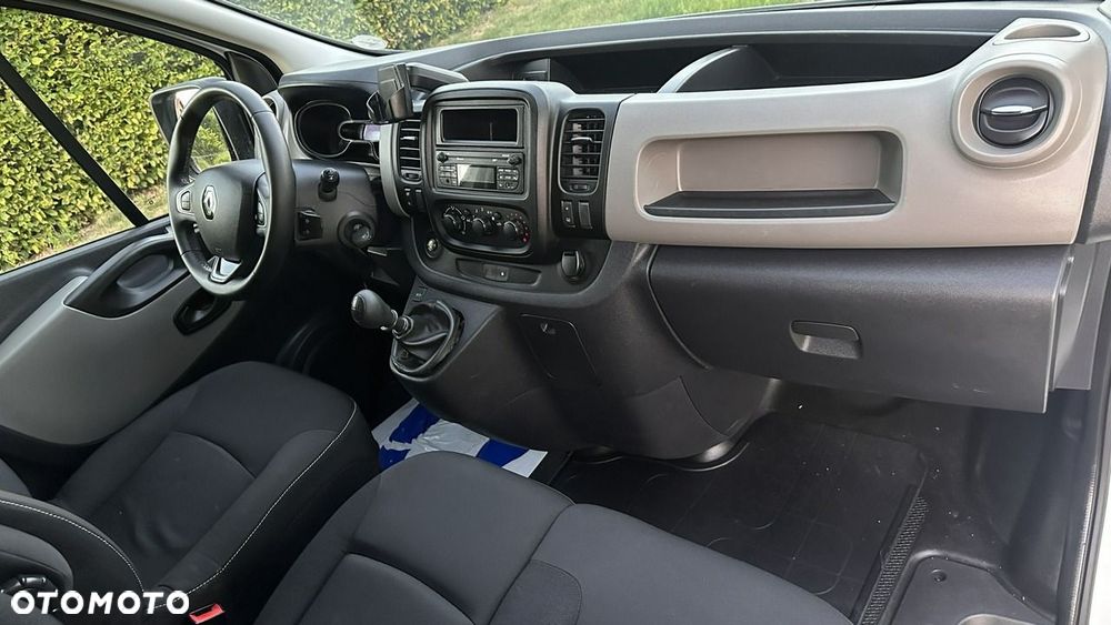 Renault Trafic - 10