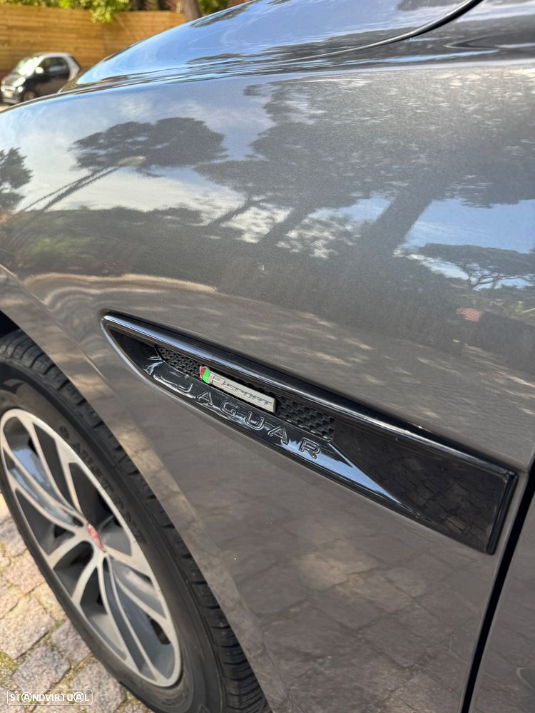 Jaguar F-Pace 2.0 i4D R-Sport AWD Aut. - 17