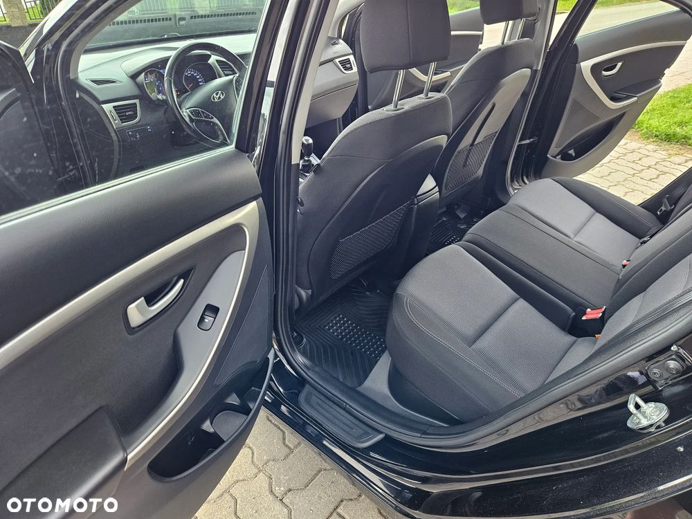 Hyundai i30 i30cw 1.4 Edition Plus - 21
