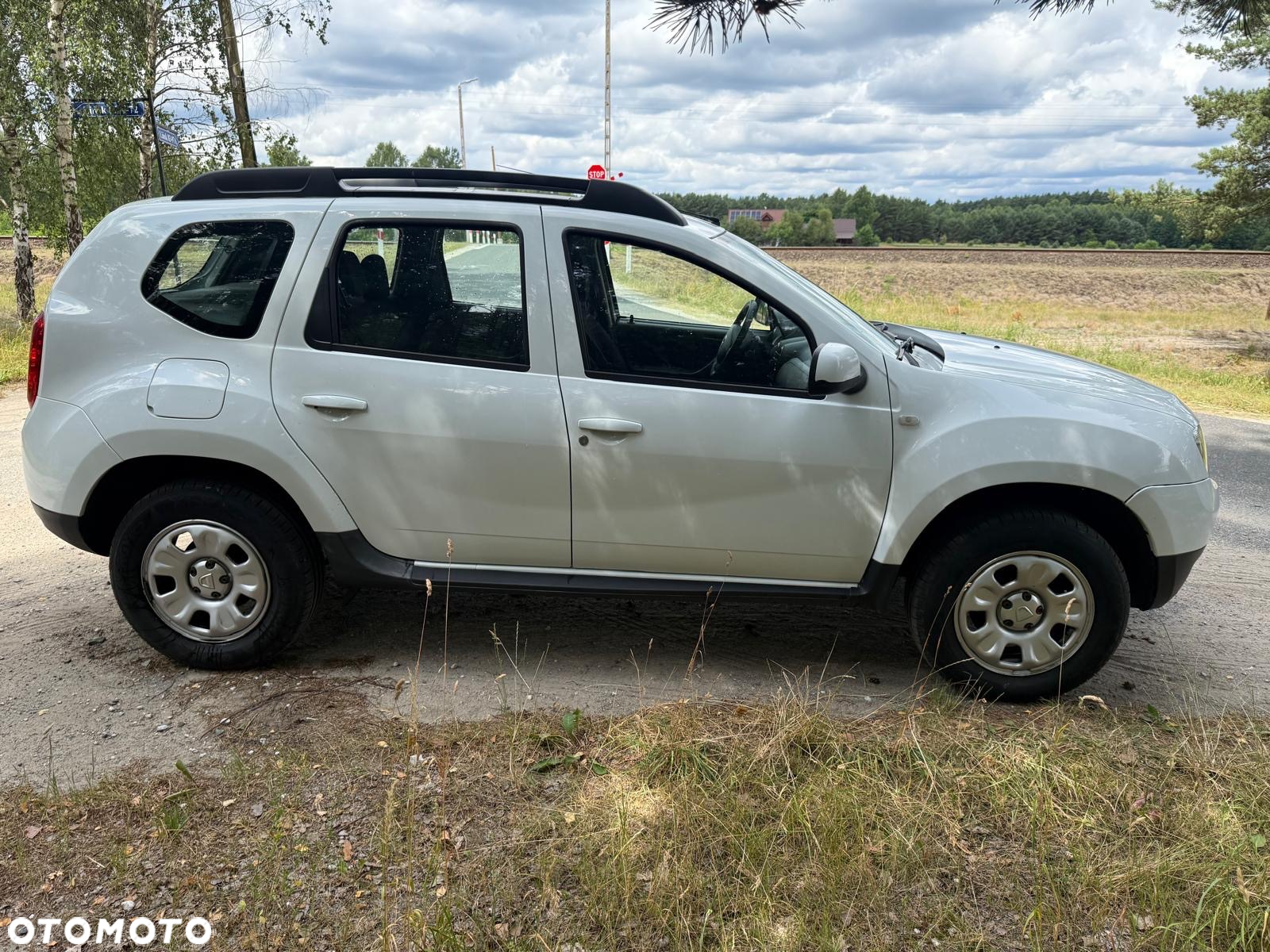 Dacia Duster 1.6 16V 4x4 - 6