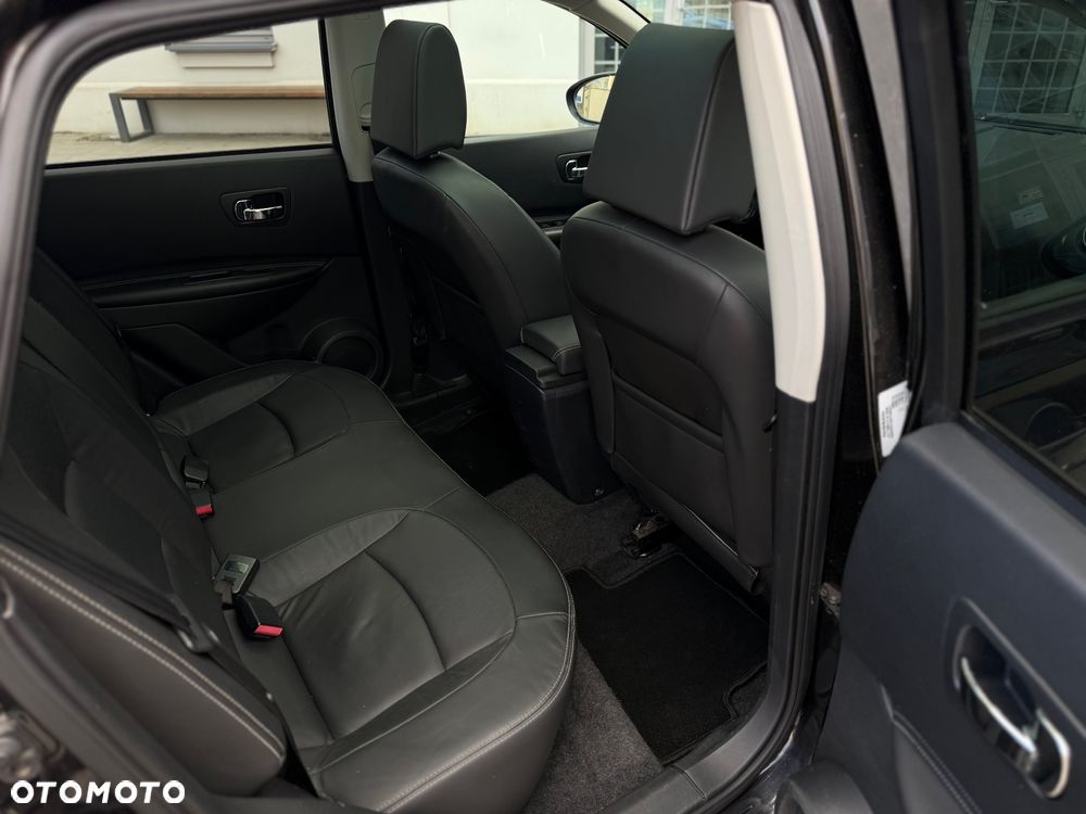 Nissan Qashqai 2.0 dCi DPF tekna - 19