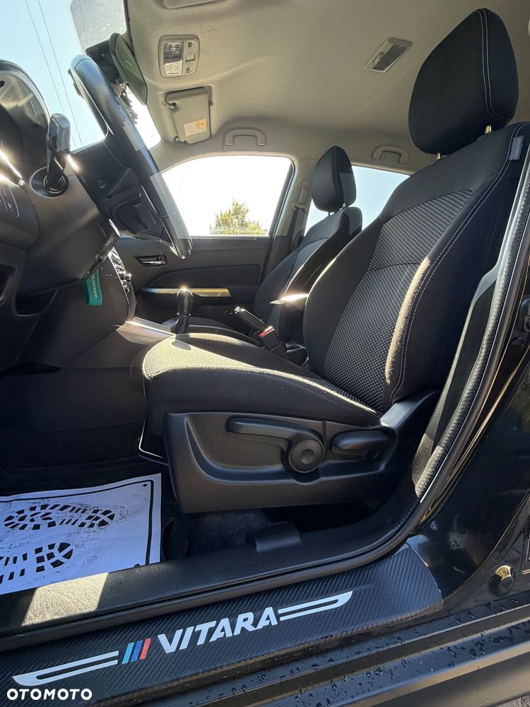 Suzuki Vitara 1.0 Boosterjet Allgrip Comfort - 25
