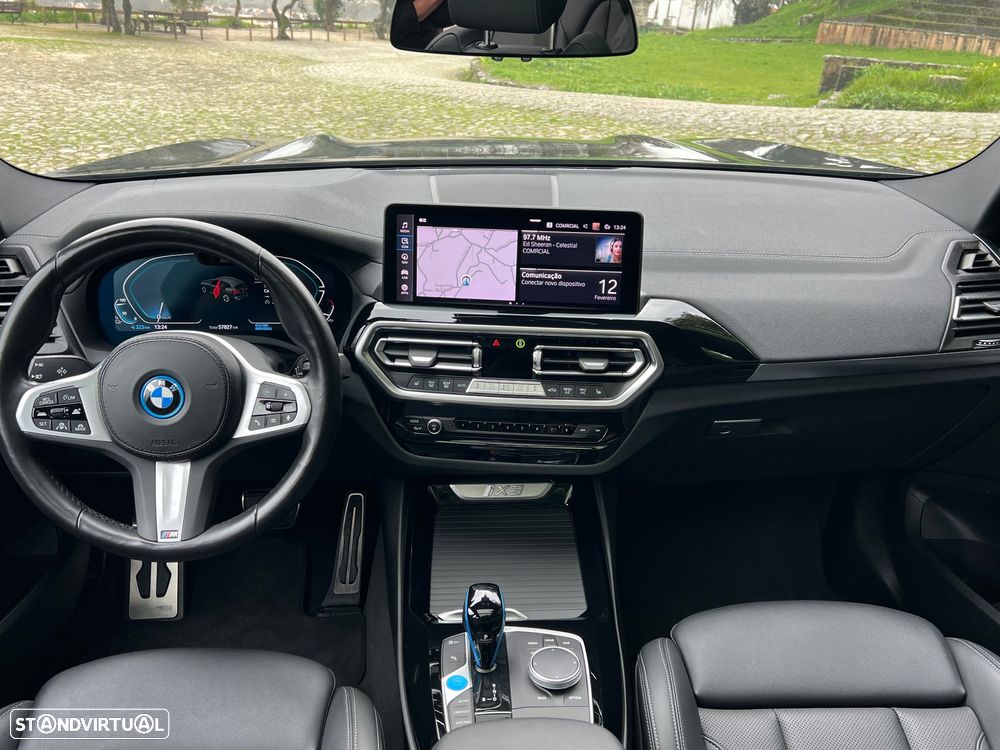 BMW iX3 M Sport Inspiring - 13