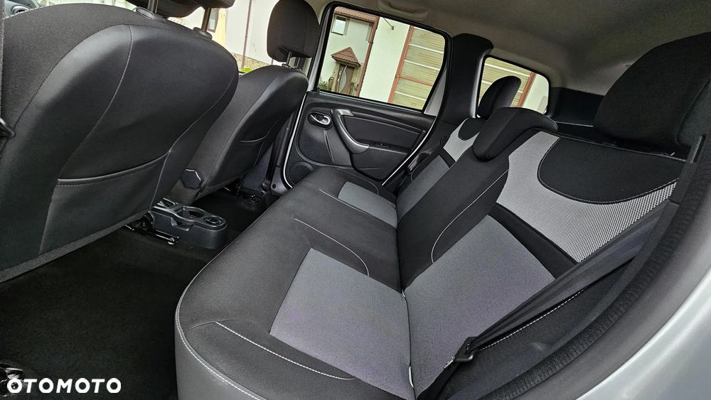 Dacia Duster 1.6 SCe Prestige - 24