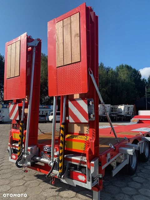 Inny NACZEPA NISKOPODWOZIOWA 3 OSIOWA Z ZAGŁĘBIENIAMI NA KOŁA! najazdy Hydrauliczne! - 23