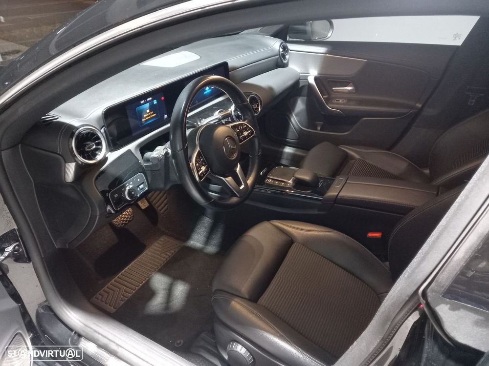 Mercedes-Benz CLA 180 - 8