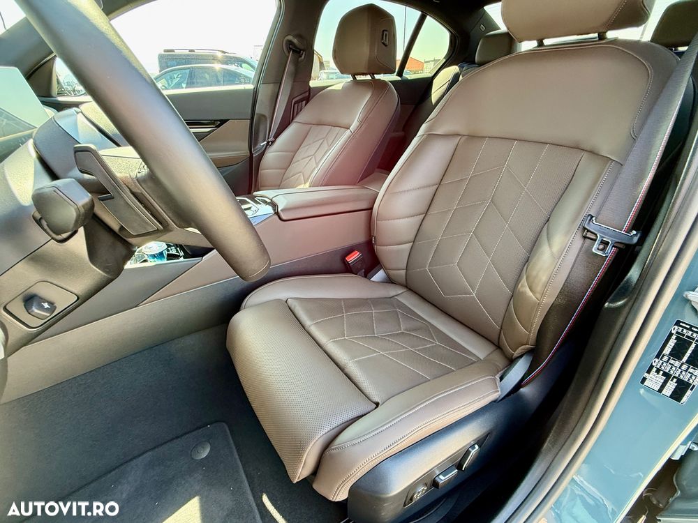 BMW Seria 5 520i Aut. - 22