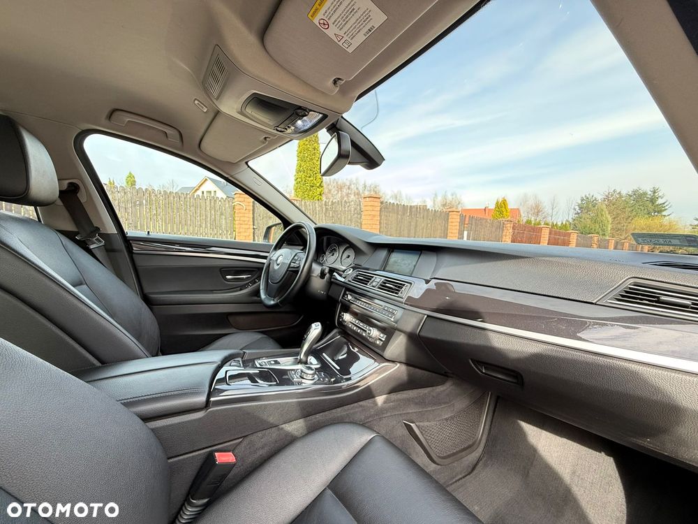 BMW Seria 5 520d Modern Line - 25