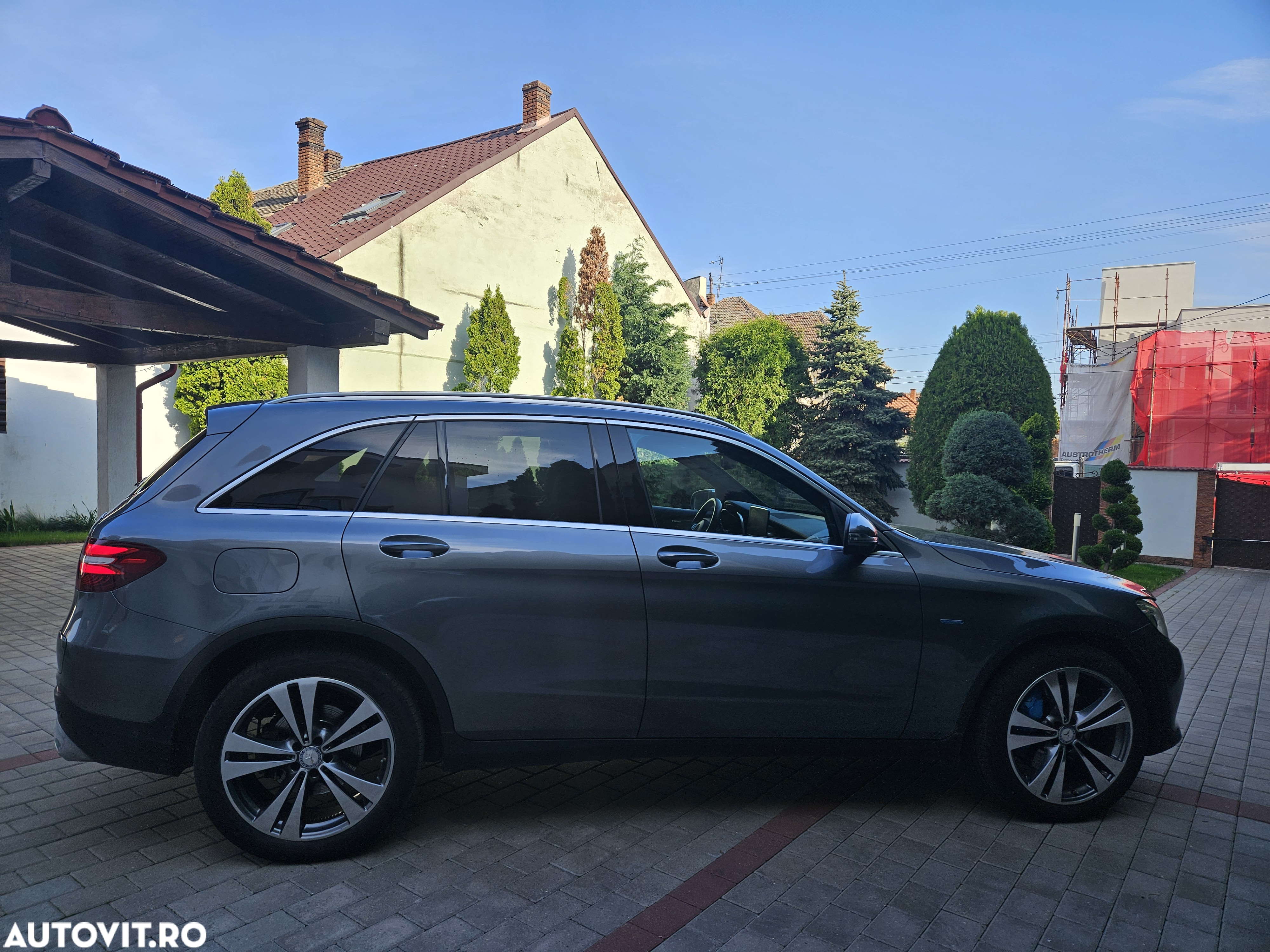 Mercedes-Benz GLC 350 e 4Matic 7G-TRONIC Exclusive - 6