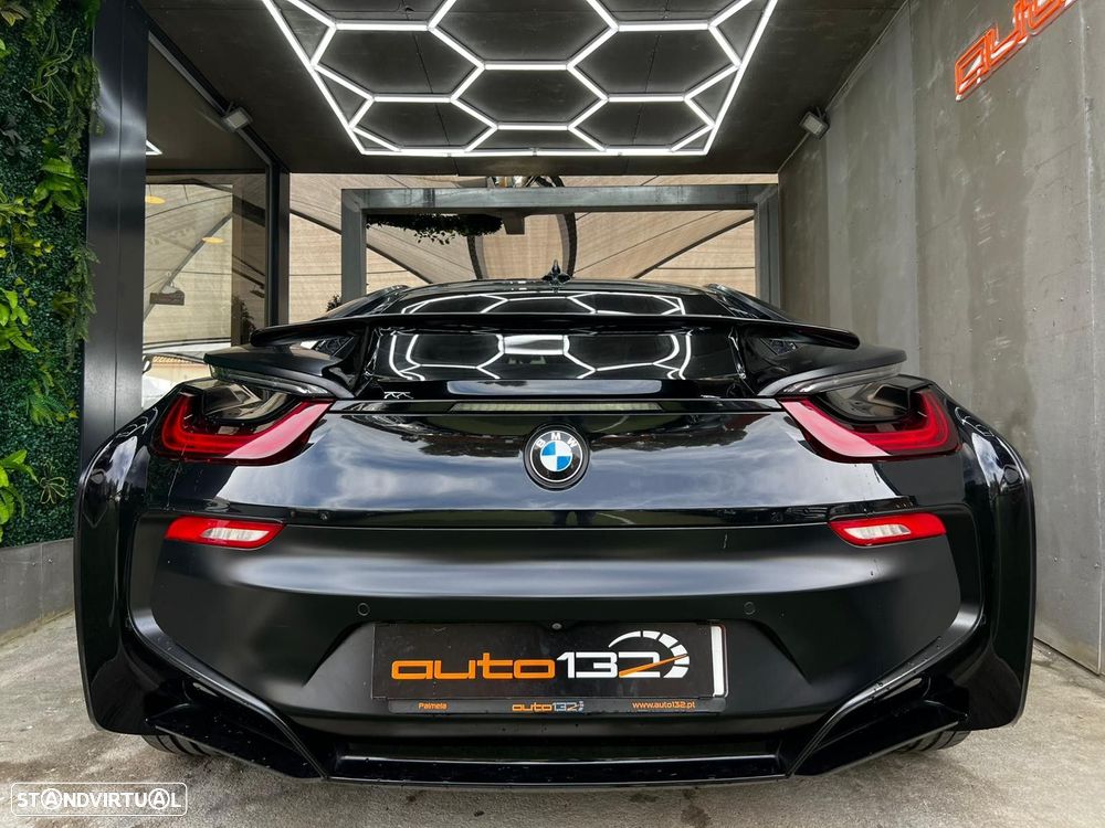 BMW i8 Standard - 12