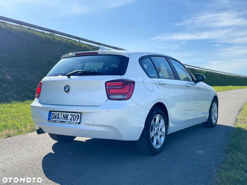 BMW Seria 1 118d DPF Edition Sport - 16