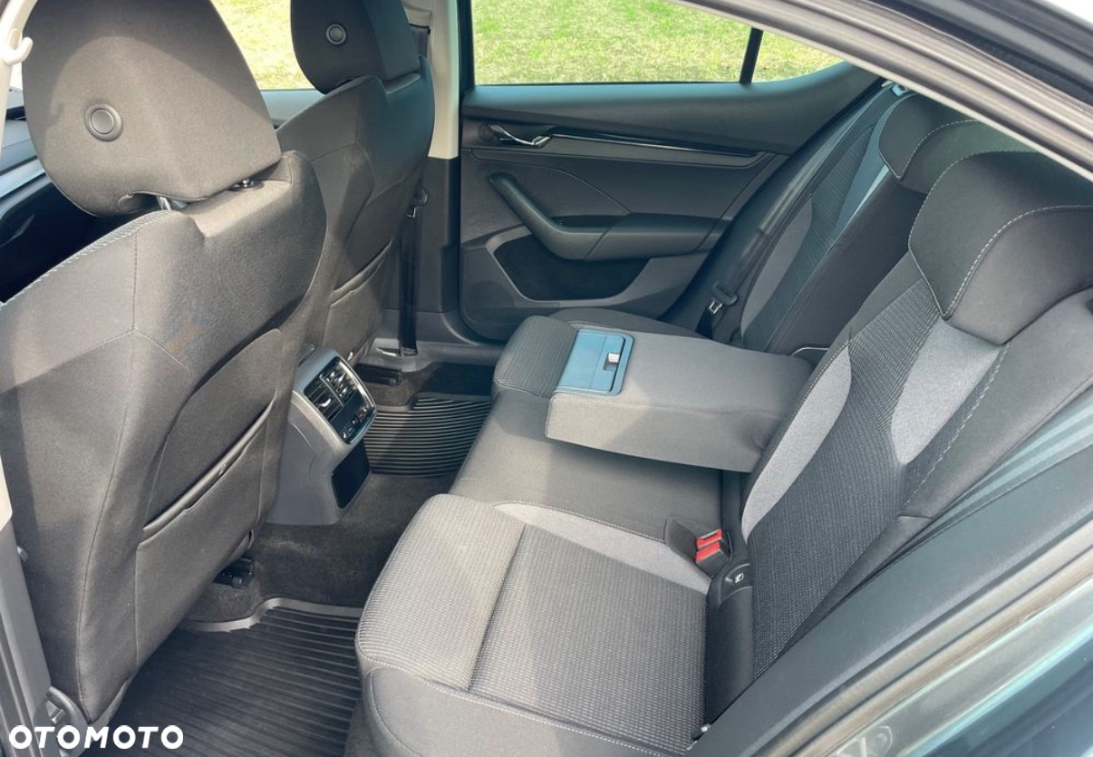 Skoda Octavia 2.0 TDI Ambition - 13