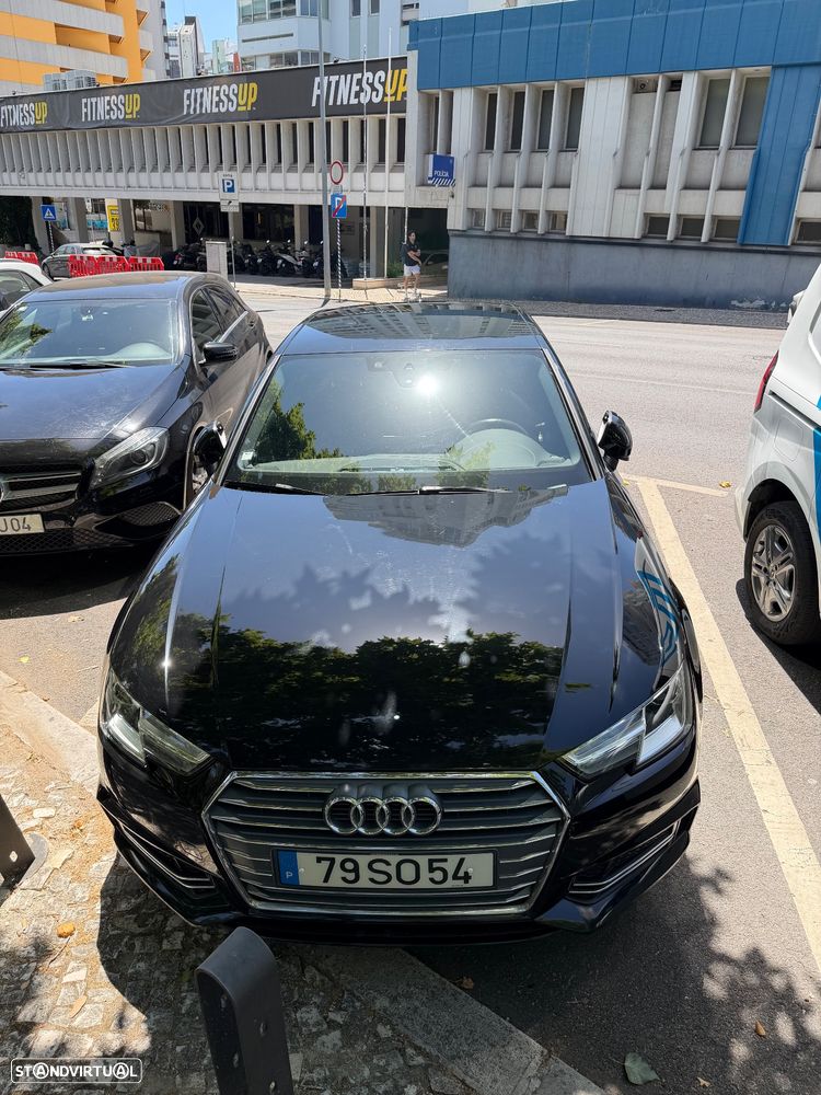 Audi A4 2.0 TDI multitronic Business Line Sport - 4