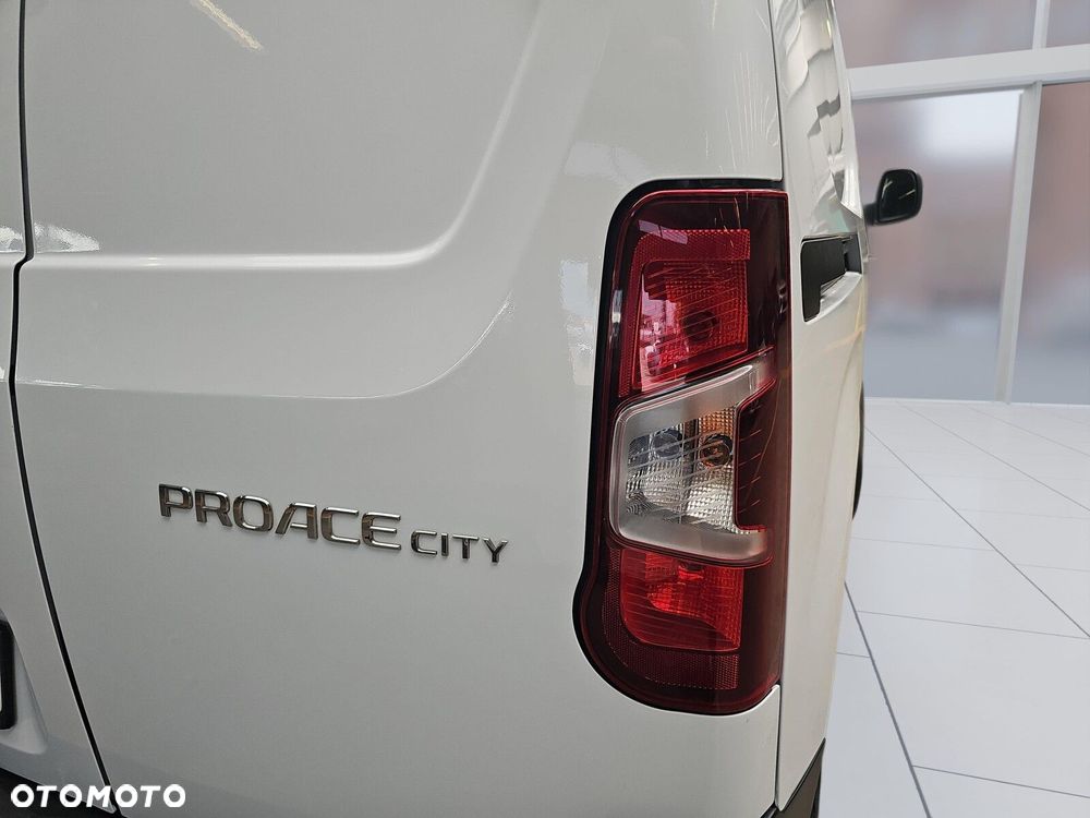 Toyota ProAce 2.3T 1.5 D-4D 100KM std Furgon Active - 29
