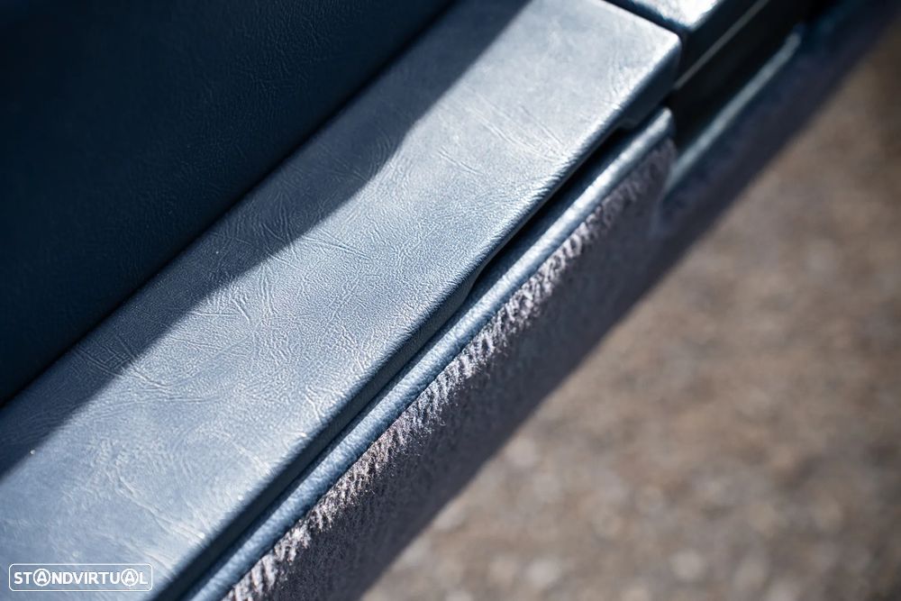 Porsche 911 (993) Cabriolet 3.6 Carrera 2 - 31